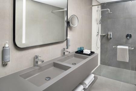 Courtyard by Marriott World Trade Centre, Dubai - 13