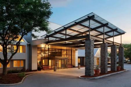 Deltas by Marriott Burlington