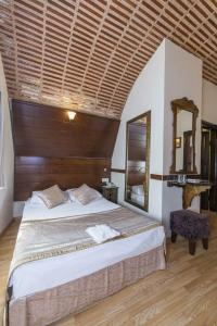 Naz Wooden House Inn - 17
