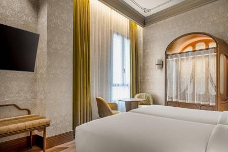 Palacio Santa Clara, Autograph Collection - 61