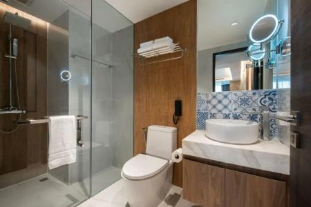 Ramada Plaza by Wyndham Chao Fah Phuket - 12