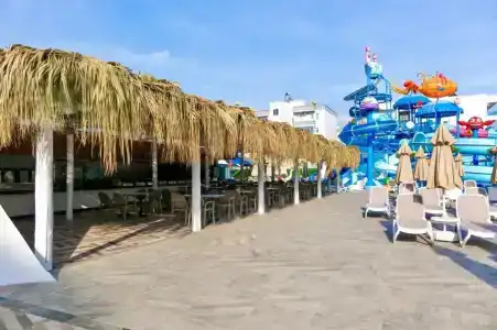 Blue Wave Suite - 98