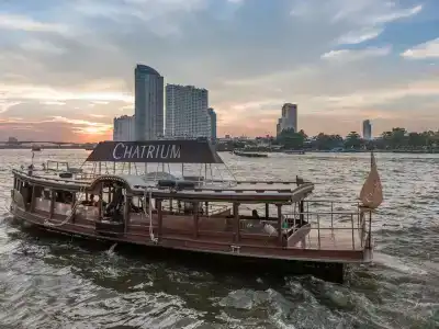 Chatrium Riverside в Бангкоке - 25