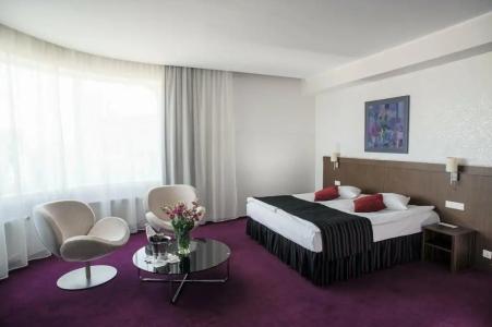 Rija VEF with FREE Parking - 95