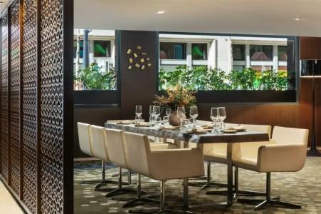 Renaissance Barcelona - 93