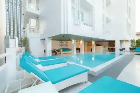 The One Bay Breeze - 6