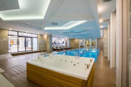 Karpalas City & Spa - 79