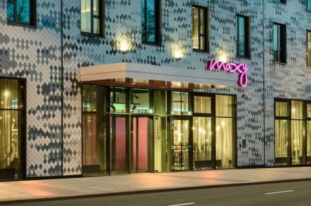 Moxy Dresden Neustadt - 25