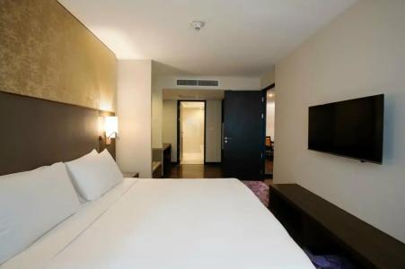 Radisson Suites Bangkok Sukhumvit - SHA Extra Plus - 69