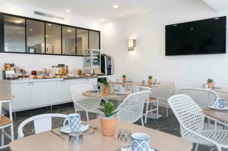 The Deck by Happyculture - 95