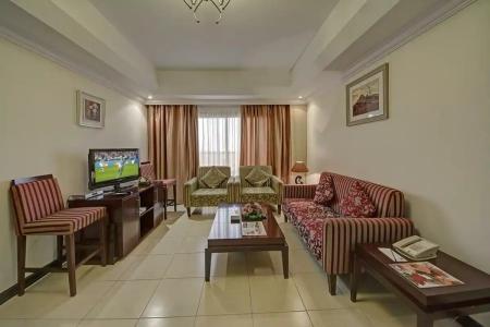 Ewan Ajman Suites - 43