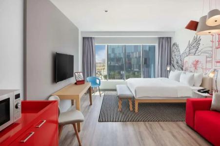 Radisson Red, Dubai Silicon Oasis - 11
