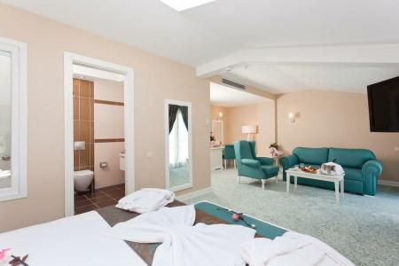 Mercias & Resorts - 67