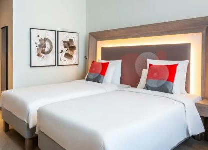 Novotel Bur Dubai - 13