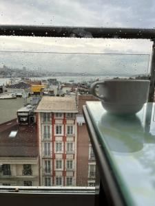 Golden Horn - 50