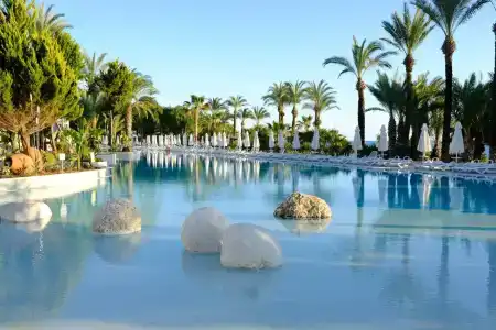 Paloma Perissia - 69