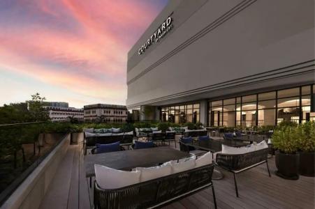 Courtyard by Marriott Phuket Town - 30