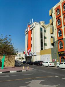 Al Khoory Executive, Al Wasl - 3