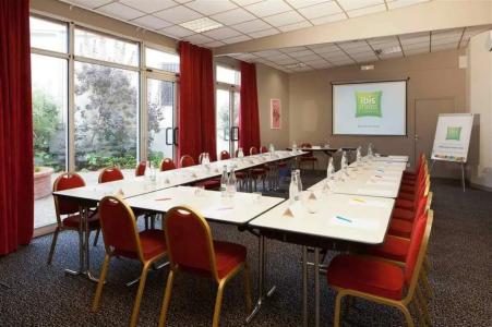 ibis Styles Blois Centre Gare - 76