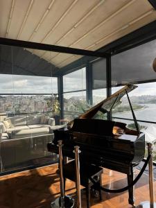 Clarion Golden Horn - 7