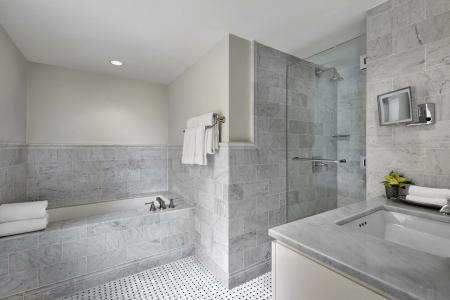 Loews Regency New York - 58