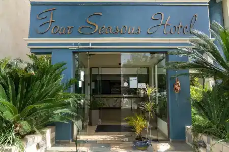 Four Seasons - 8