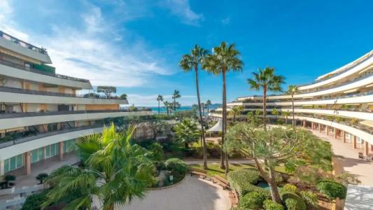 Holiday Inn Nice - Port St Laurent, an IHG - 79