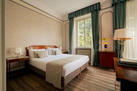 Palace Grand Varese