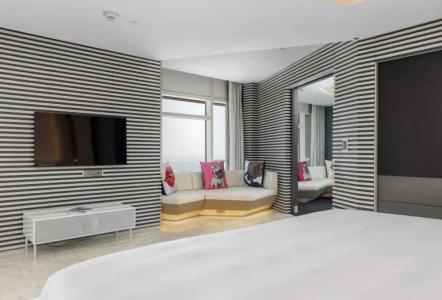 V Dubai, Curio Collection by Hilton - 24