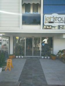 Letstay - 58