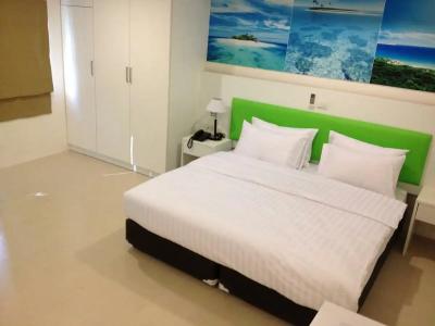 Armoni Patong Beach - 26