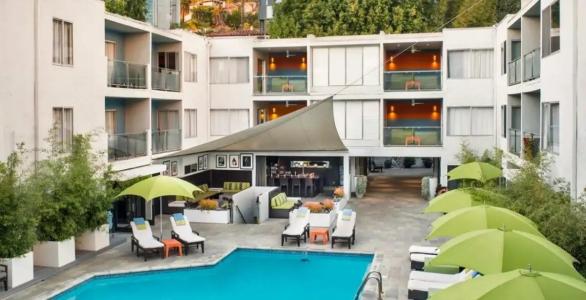Sunset Marquis - 98