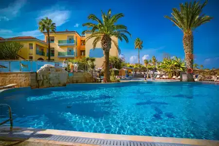 Malama Beach Holiday Village - 1