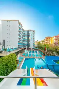 Club Big Blue Suit - All Inclusive - 34