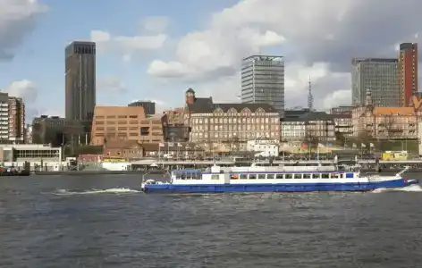 Empire Riverside - 50