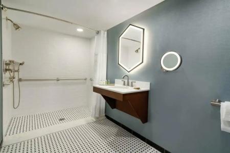 DoubleTree by Hilton Ocean City Oceanfront - 84