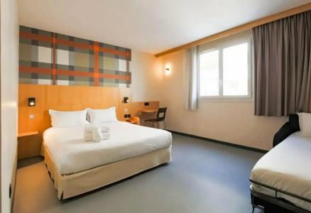 easyNice Palais des Congrès – Old Town - 59