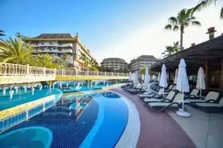 Royal Dragon – All Inclusive - 90