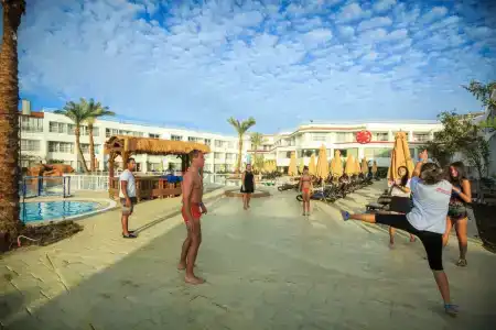 Sharming Inns - Couples and Families Only - 12