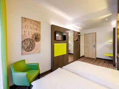 Ibis Styles Trier - 77