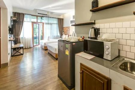 The Old City Wall Inn - 56