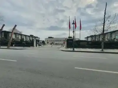 Four Seasons Istanbul at the Bosphorus - 77
