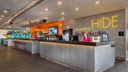 the niu Hide - 41