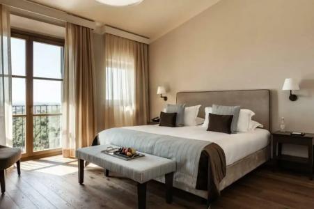 Swissôtel Al Ghurair - 79