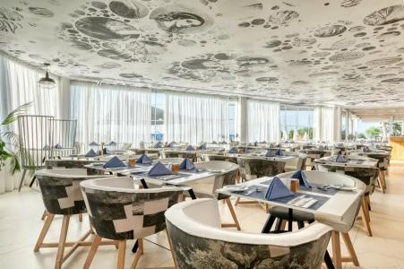 The King Jason Protaras - Designed for Adults - 40