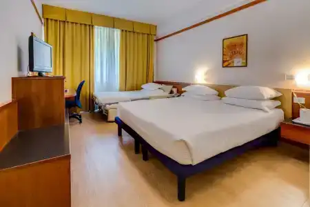 Best Western City - 67