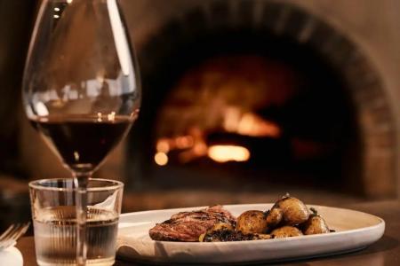 Legacy Gastro Suites - 17