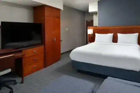 Courtyard by Marriott Harrisburg Hershey - 31