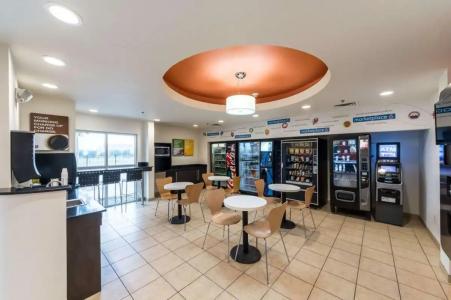 Motel 6-Laredo, TX - Airport - 38