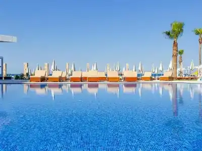 Flamingo Paradise Beach - Adults Only - 9